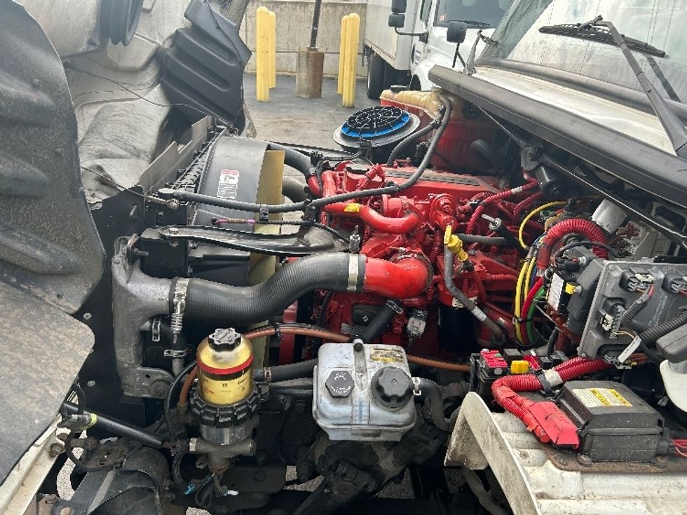 Refrigerated Truck-Light and Medium Duty Trucks-Freightliner-2019-M2-North Bergen-NJ-248,494\n\t\tmiles-$ 51,750 - Image 24