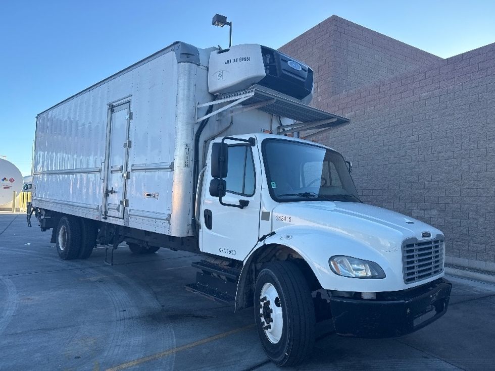 Refrigerated Truck-Light and Medium Duty Trucks-Freightliner-2019-M2-North Las Vegas-NV-137,721\n\t\tmiles-$ 64,000 - Image 1