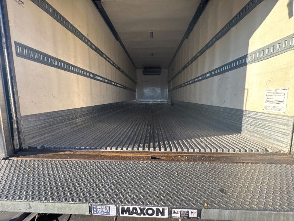 Refrigerated Truck-Light and Medium Duty Trucks-Freightliner-2019-M2-North Las Vegas-NV-137,721\n\t\tmiles-$ 64,000 - Image 10