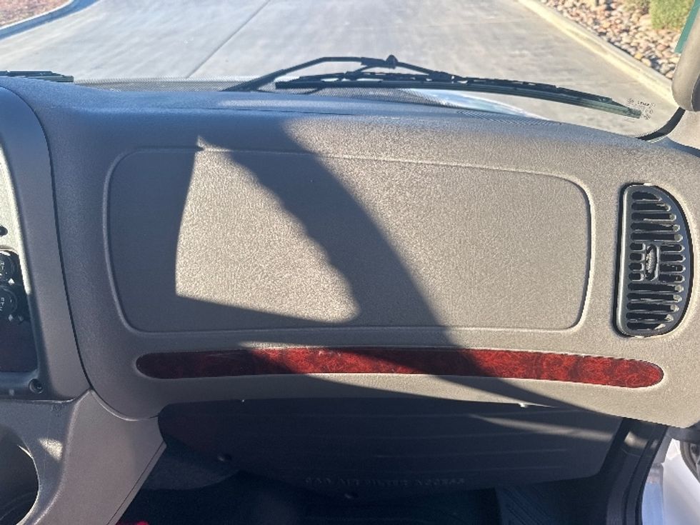 Refrigerated Truck-Light and Medium Duty Trucks-Freightliner-2019-M2-North Las Vegas-NV-137,721\n\t\tmiles-$ 64,000 - Image 21