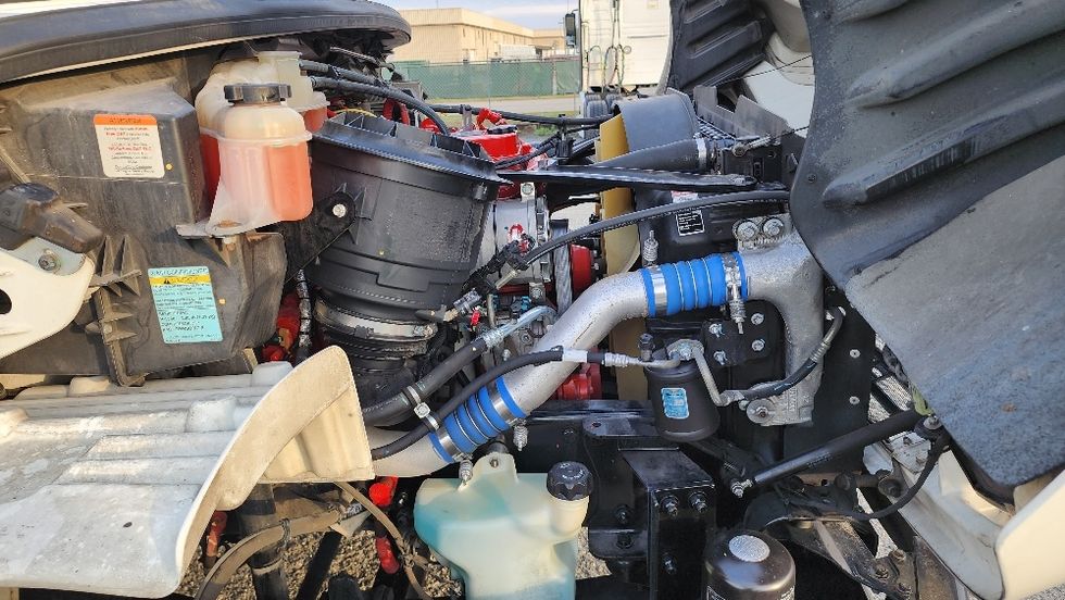 Refrigerated Truck-Light and Medium Duty Trucks-Freightliner-2019-M2-Ocala-FL-119,693\n\t\tmiles-$ 50,500 - Image 23