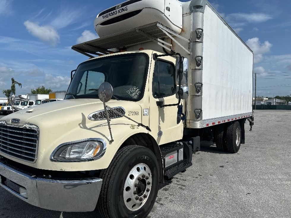 Refrigerated Truck-Light and Medium Duty Trucks-Freightliner-2019-M2-Ocala-FL-256,317\n\t\tmiles-$ 41,500 - Image 3