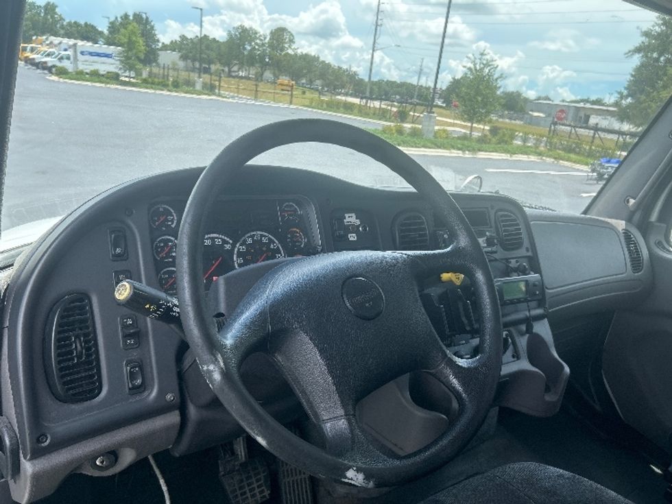 Refrigerated Truck-Light and Medium Duty Trucks-Freightliner-2019-M2-Ocala-FL-267,775\n\t\tmiles-$ 36,000 - Image 17