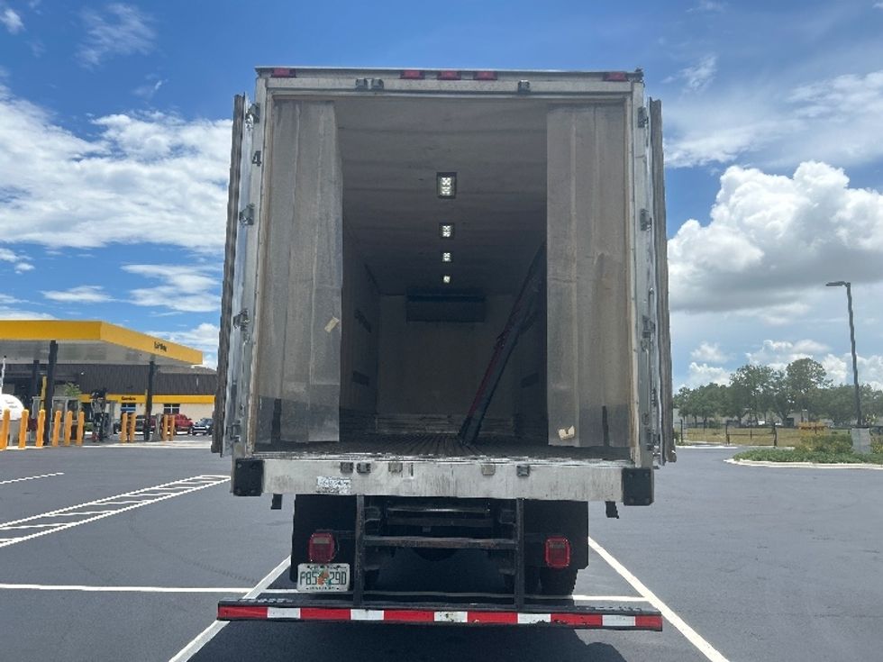 Refrigerated Truck-Light and Medium Duty Trucks-Freightliner-2019-M2-Ocala-FL-267,775\n\t\tmiles-$ 36,000 - Image 8