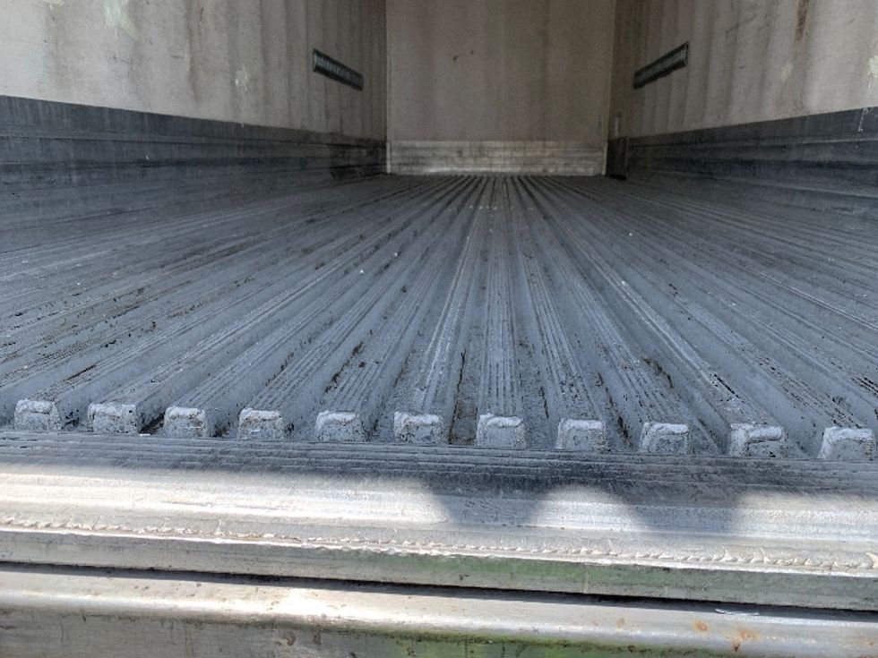 Refrigerated Truck-Light and Medium Duty Trucks-Freightliner-2019-M2-Ocala-FL-285,043\n\t\tmiles-$ 31,250 - Image 10