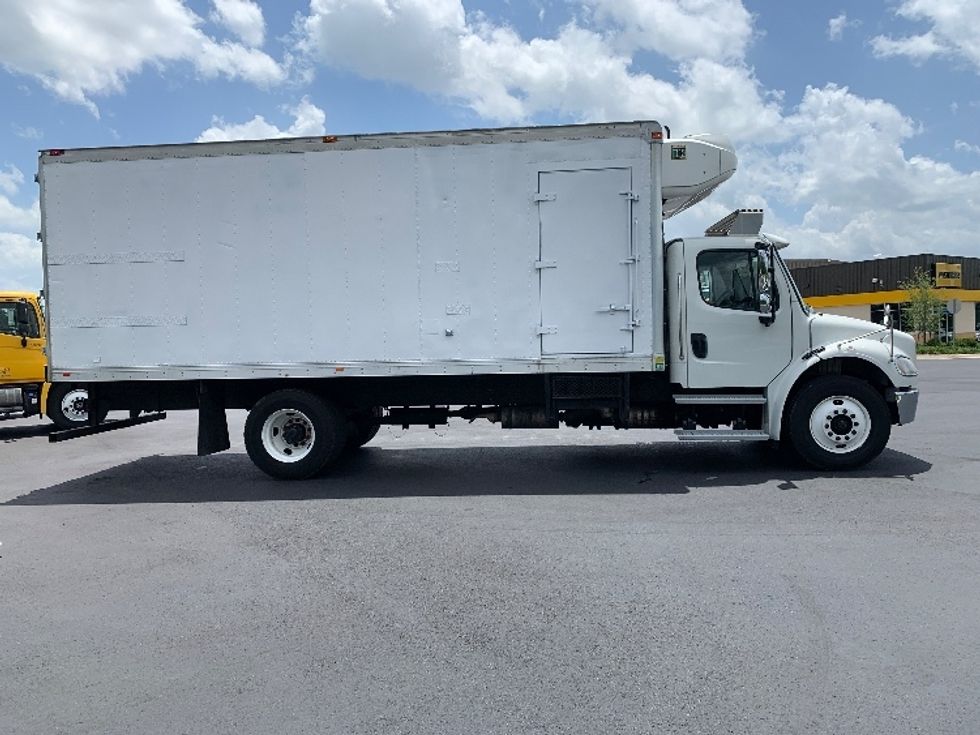Refrigerated Truck-Light and Medium Duty Trucks-Freightliner-2019-M2-Ocala-FL-285,043\n\t\tmiles-$ 31,250 - Image 14