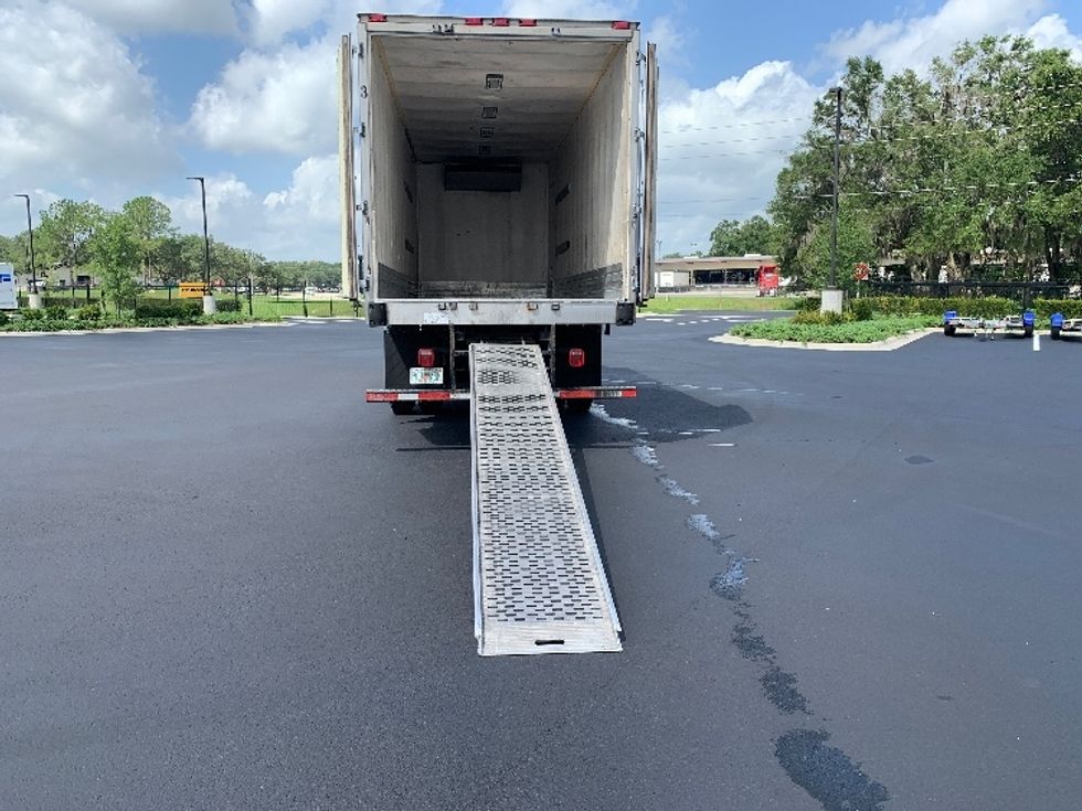 Refrigerated Truck-Light and Medium Duty Trucks-Freightliner-2019-M2-Ocala-FL-285,043\n\t\tmiles-$ 31,250 - Image 9