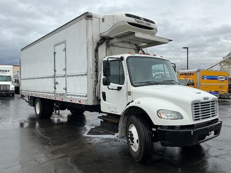Refrigerated Truck-Light and Medium Duty Trucks-Freightliner-2019-M2-Ogden-UT-130,237\n\t\tmiles-$ 64,750 - Image 1