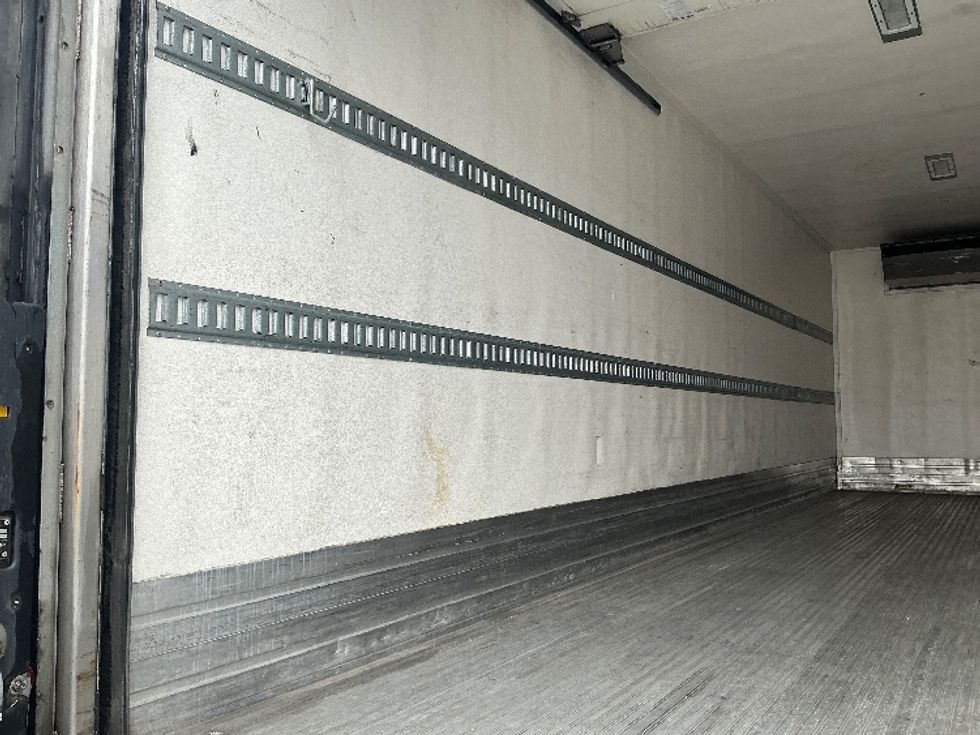 Refrigerated Truck-Light and Medium Duty Trucks-Freightliner-2019-M2-Ogden-UT-130,237\n\t\tmiles-$ 64,750 - Image 11