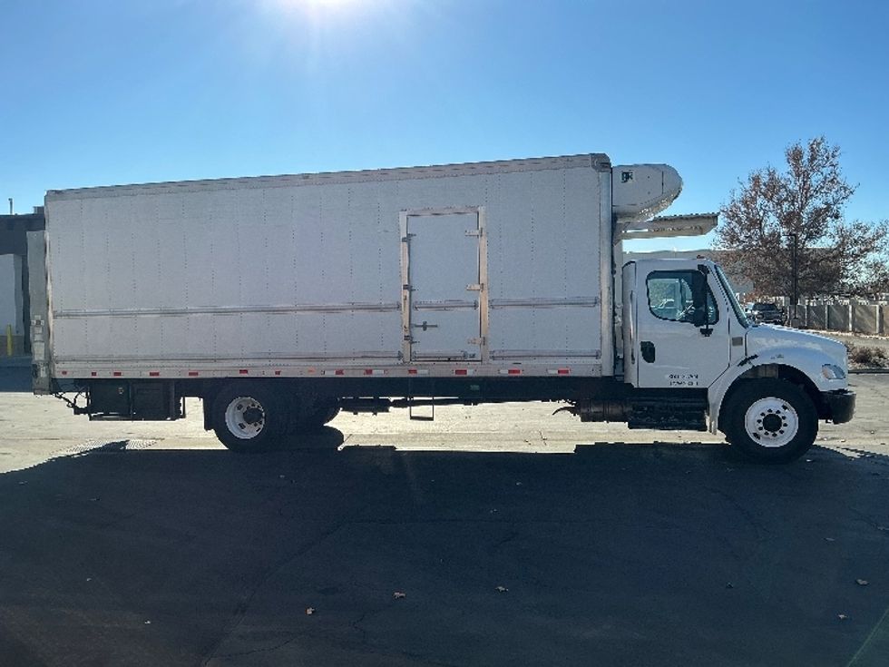 Refrigerated Truck-Light and Medium Duty Trucks-Freightliner-2019-M2-Ogden-UT-130,237\n\t\tmiles-$ 64,750 - Image 15