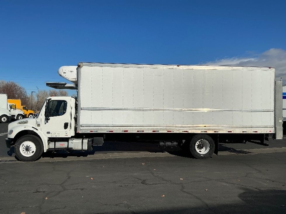 Refrigerated Truck-Light and Medium Duty Trucks-Freightliner-2019-M2-Ogden-UT-130,237\n\t\tmiles-$ 64,750 - Image 4