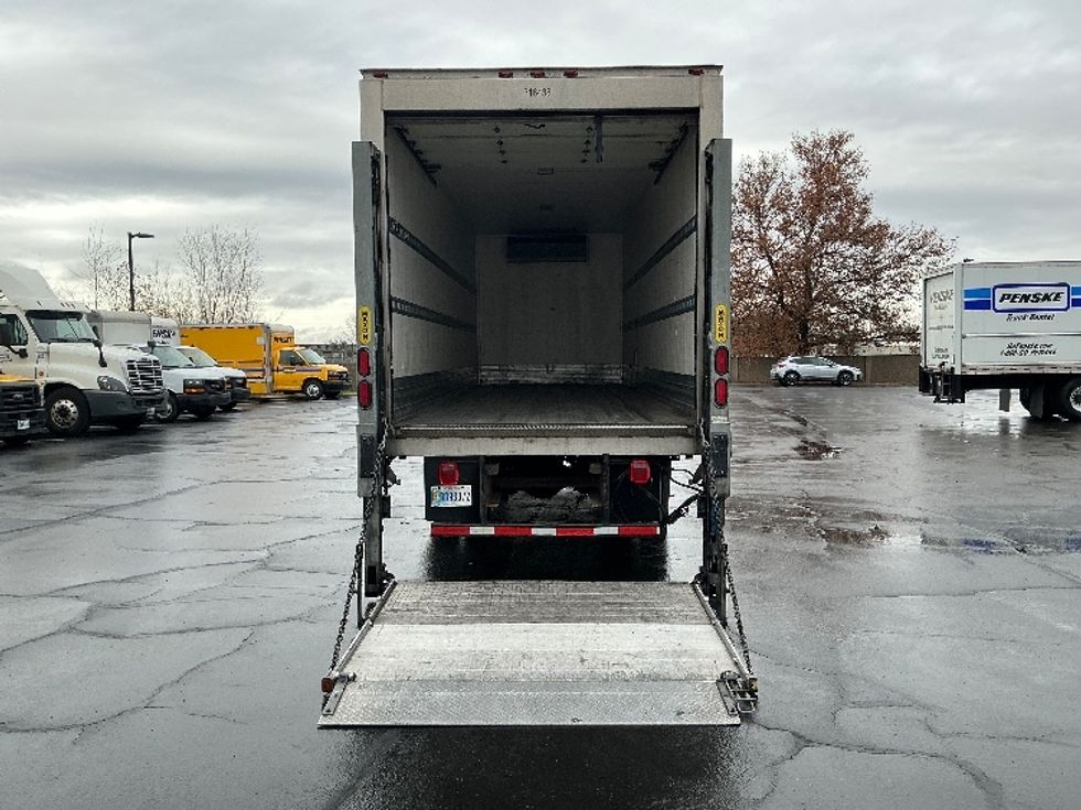 Refrigerated Truck-Light and Medium Duty Trucks-Freightliner-2019-M2-Ogden-UT-130,237\n\t\tmiles-$ 64,750 - Image 9