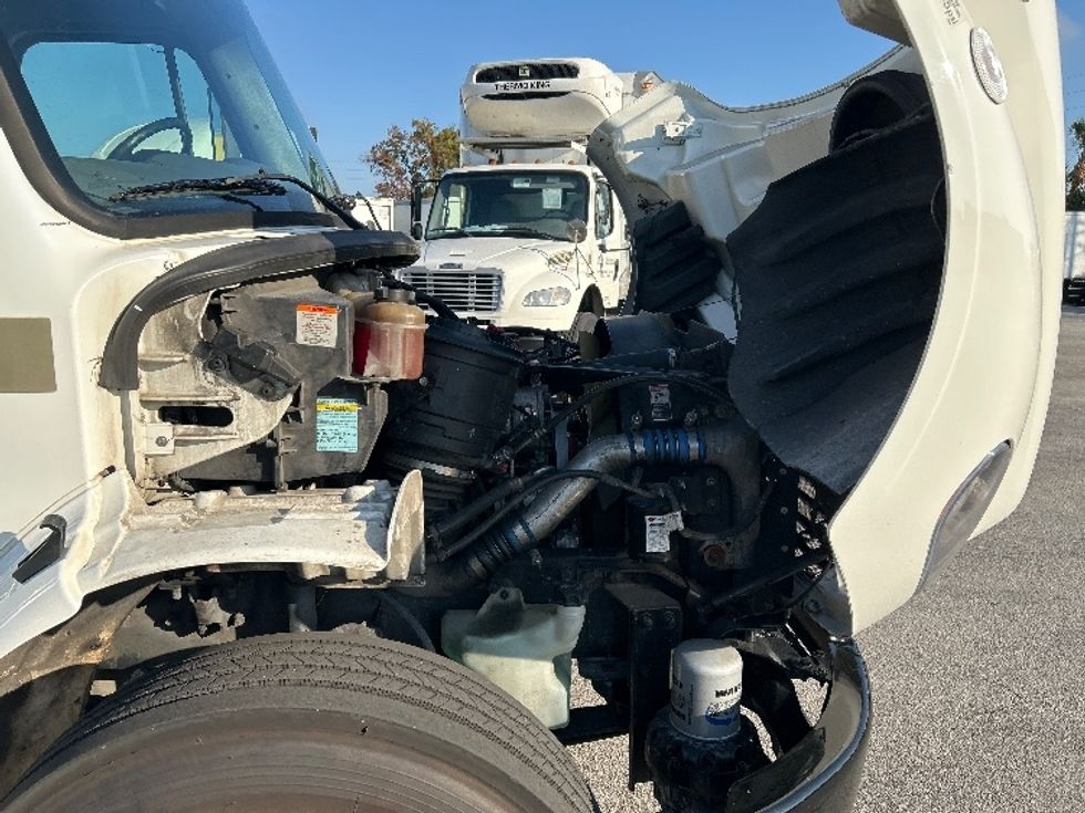 Refrigerated Truck-Light and Medium Duty Trucks-Freightliner-2019-M2-Orlando-FL-260,675\n\t\tmiles-$ 47,500 - Image 23