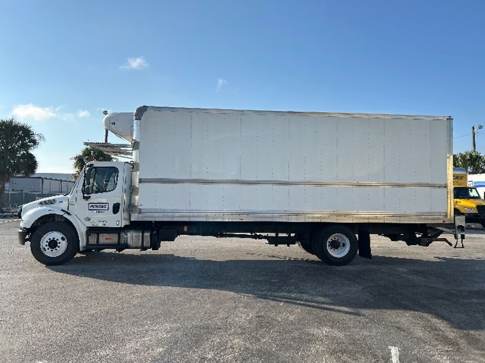 Refrigerated Truck-Light and Medium Duty Trucks-Freightliner-2019-M2-Orlando-FL-260,675\n\t\tmiles-$ 47,500 - Image 4