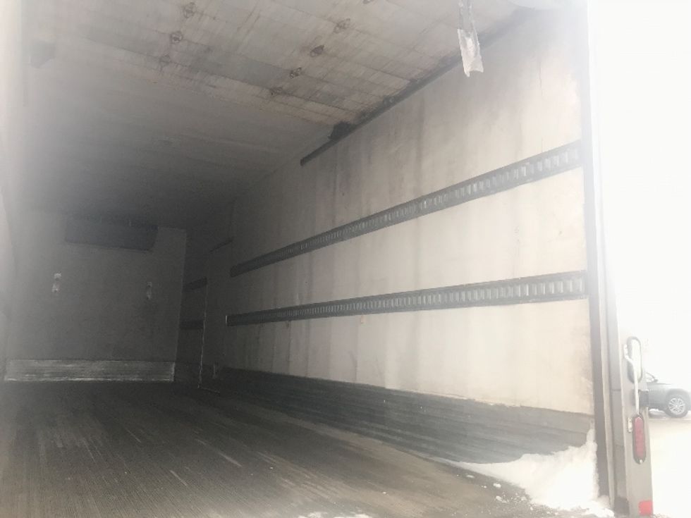 Refrigerated Truck-Light and Medium Duty Trucks-Freightliner-2019-M2-Oshawa-ON-415,031\n\t\tkm-$ 50,000 - Image 11