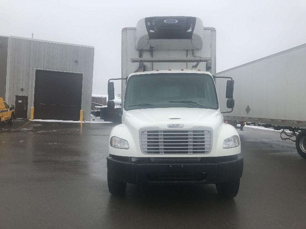 Refrigerated Truck-Light and Medium Duty Trucks-Freightliner-2019-M2-Oshawa-ON-415,031\n\t\tkm-$ 50,000 - Image 2