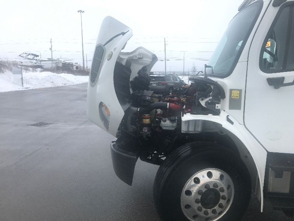 Refrigerated Truck-Light and Medium Duty Trucks-Freightliner-2019-M2-Oshawa-ON-415,031\n\t\tkm-$ 50,000 - Image 22