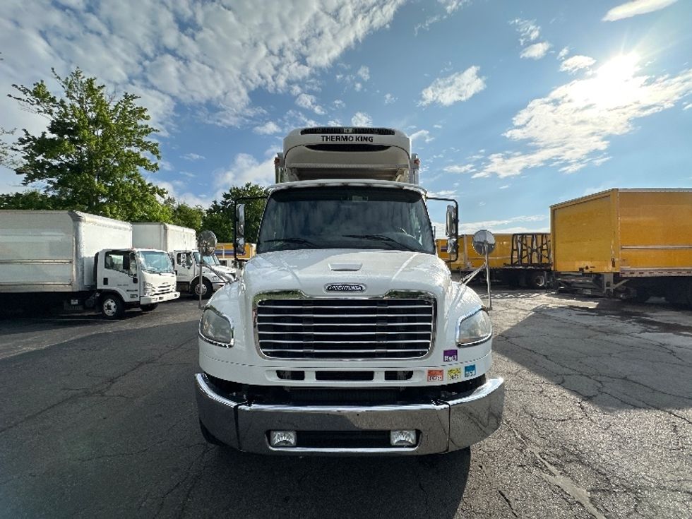 Refrigerated Truck-Light and Medium Duty Trucks-Freightliner-2019-M2-Parsippany-NJ-166,713\n\t\tmiles-$ 44,250 - Image 2