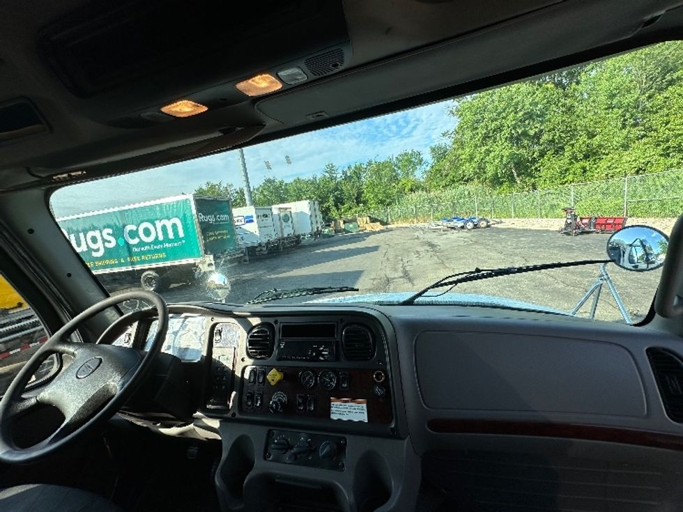 Refrigerated Truck-Light and Medium Duty Trucks-Freightliner-2019-M2-Parsippany-NJ-166,713\n\t\tmiles-$ 44,250 - Image 20