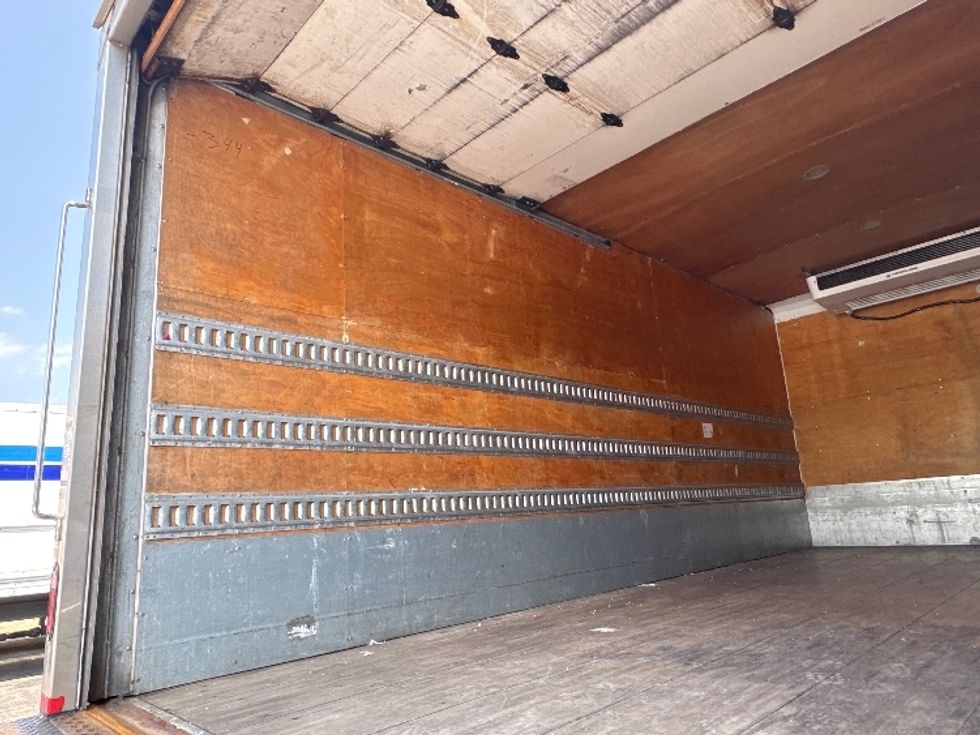 Refrigerated Truck-Light and Medium Duty Trucks-Freightliner-2019-M2-Parsippany-NJ-172,591\n\t\tmiles-$ 37,750 - Image 15