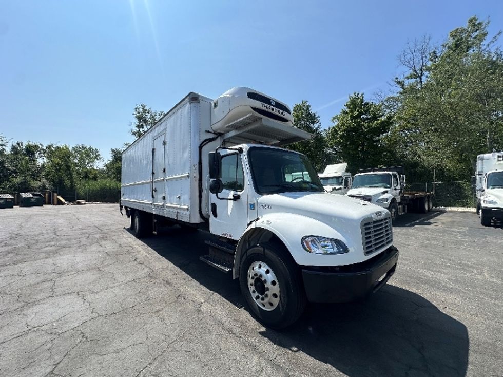 Refrigerated Truck-Light and Medium Duty Trucks-Freightliner-2019-M2-Parsippany-NJ-201,344\n\t\tmiles-$ 38,500 - Image 1