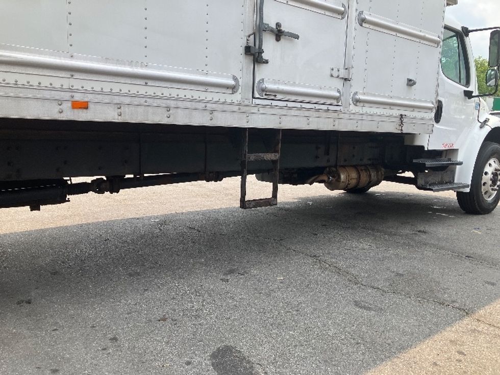 Refrigerated Truck-Light and Medium Duty Trucks-Freightliner-2019-M2-Parsippany-NJ-201,344\n\t\tmiles-$ 38,500 - Image 14