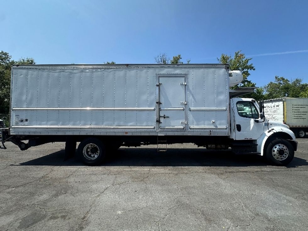 Refrigerated Truck-Light and Medium Duty Trucks-Freightliner-2019-M2-Parsippany-NJ-201,344\n\t\tmiles-$ 38,500 - Image 15