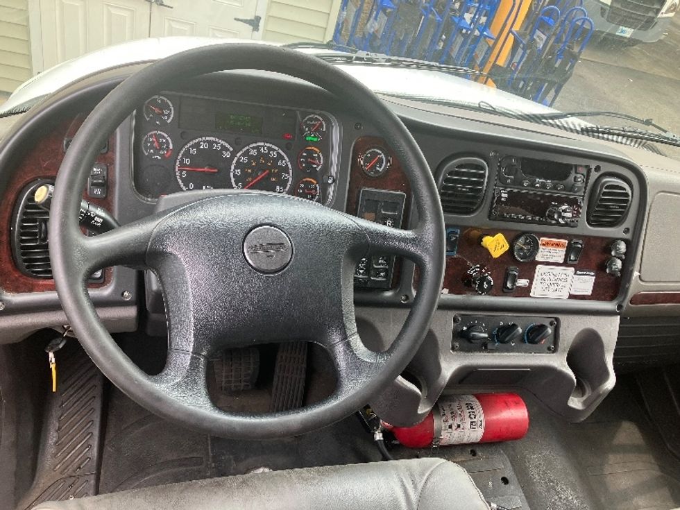 Refrigerated Truck-Light and Medium Duty Trucks-Freightliner-2019-M2-Parsippany-NJ-201,344\n\t\tmiles-$ 38,500 - Image 18