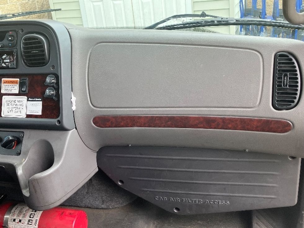 Refrigerated Truck-Light and Medium Duty Trucks-Freightliner-2019-M2-Parsippany-NJ-201,344\n\t\tmiles-$ 38,500 - Image 21