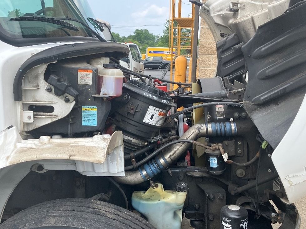 Refrigerated Truck-Light and Medium Duty Trucks-Freightliner-2019-M2-Parsippany-NJ-201,344\n\t\tmiles-$ 38,500 - Image 23