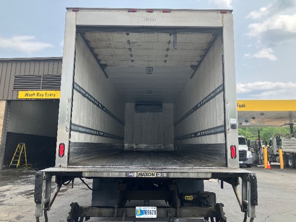 Refrigerated Truck-Light and Medium Duty Trucks-Freightliner-2019-M2-Parsippany-NJ-201,344\n\t\tmiles-$ 38,500 - Image 8