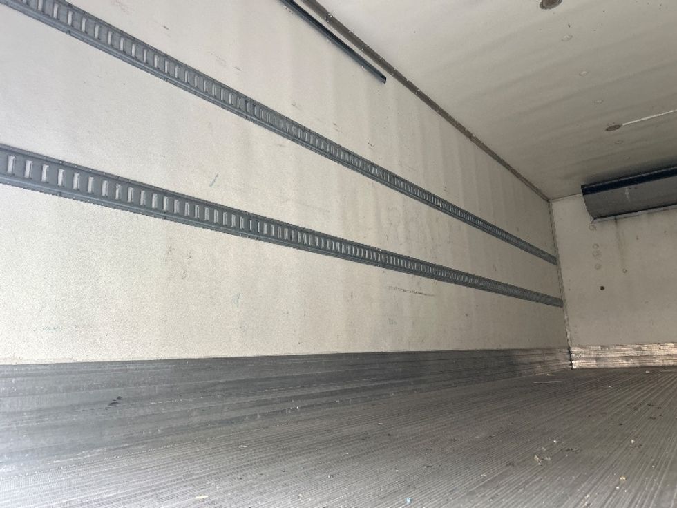 Refrigerated Truck-Light and Medium Duty Trucks-Freightliner-2019-M2-Pensacola-FL-179,481\n\t\tmiles-$ 62,500 - Image 10