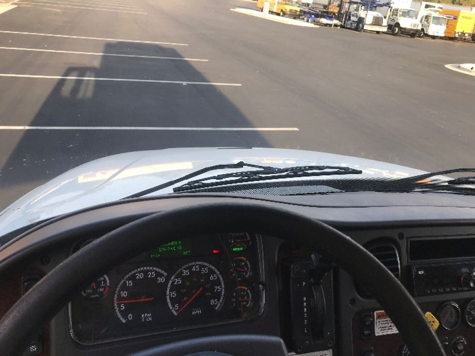 Refrigerated Truck-Light and Medium Duty Trucks-Freightliner-2019-M2-Pensacola-FL-179,481\n\t\tmiles-$ 62,500 - Image 17