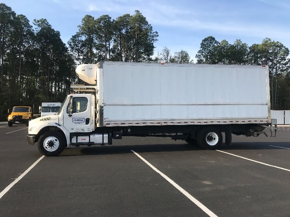 Refrigerated Truck-Light and Medium Duty Trucks-Freightliner-2019-M2-Pensacola-FL-179,481\n\t\tmiles-$ 62,500 - Image 4