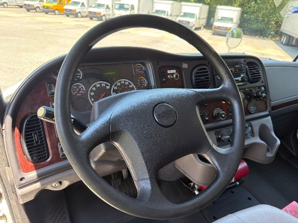 Refrigerated Truck-Light and Medium Duty Trucks-Freightliner-2019-M2-Pensacola-FL-235,329\n\t\tmiles-$ 56,250 - Image 17