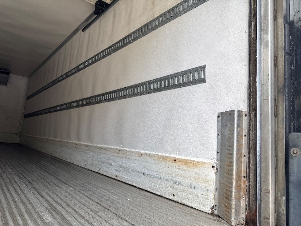 Refrigerated Truck-Light and Medium Duty Trucks-Freightliner-2019-M2-Pensacola-FL-266,223\n\t\tmiles-$ 51,250 - Image 12