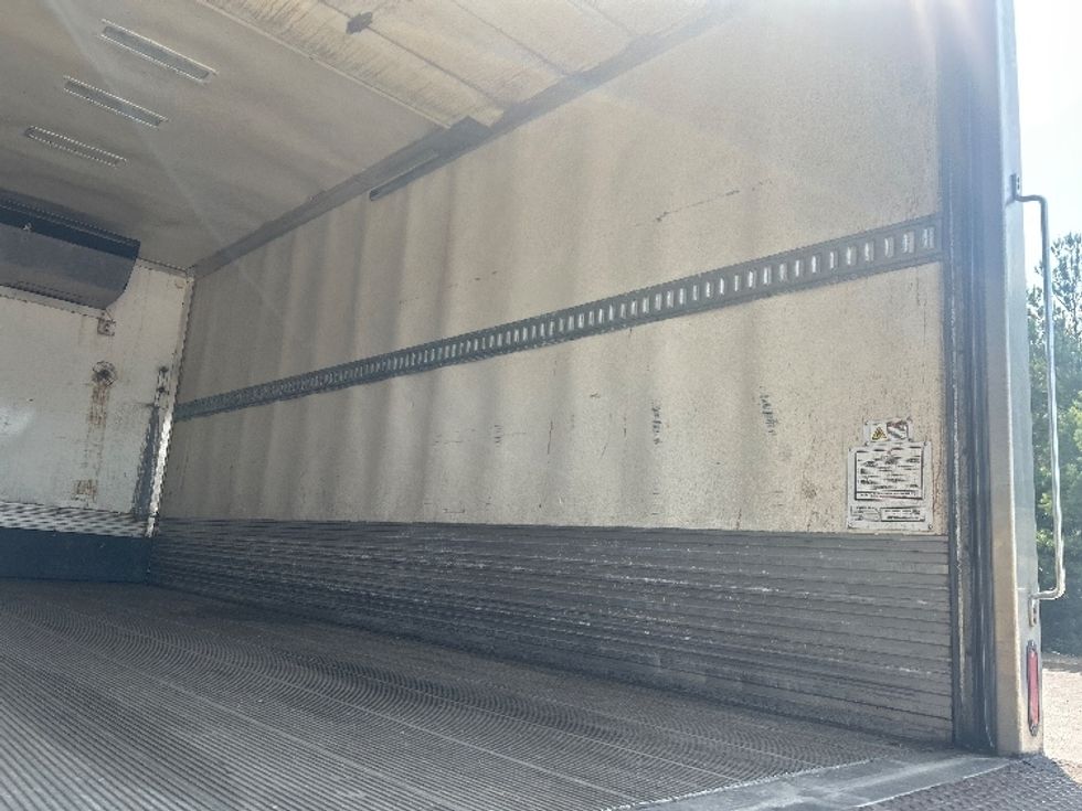 Refrigerated Truck-Light and Medium Duty Trucks-Freightliner-2019-M2-Pensacola-FL-316,541\n\t\tmiles-$ 30,750 - Image 12