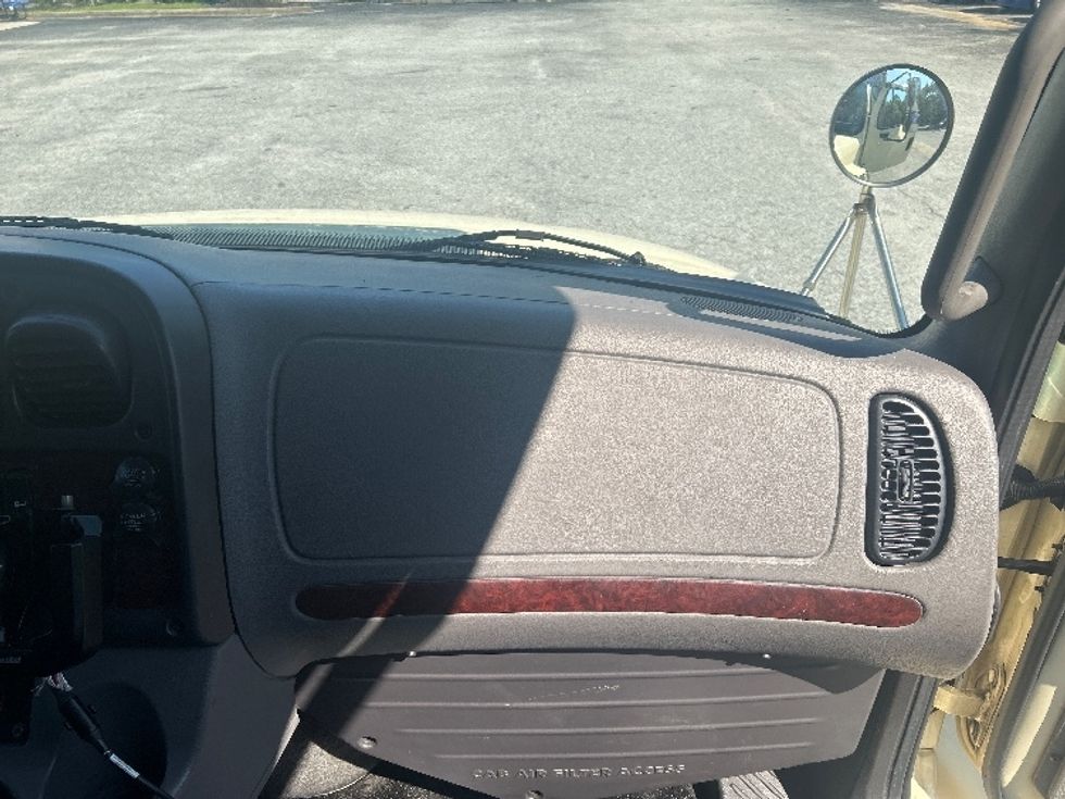 Refrigerated Truck-Light and Medium Duty Trucks-Freightliner-2019-M2-Pensacola-FL-316,541\n\t\tmiles-$ 30,750 - Image 20