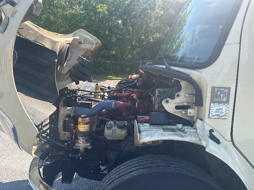 Refrigerated Truck-Light and Medium Duty Trucks-Freightliner-2019-M2-Pensacola-FL-316,541\n\t\tmiles-$ 30,750 - Image 23