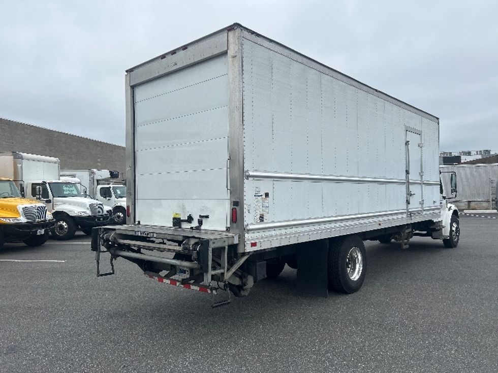 Refrigerated Truck-Light and Medium Duty Trucks-Freightliner-2019-M2-Philadelphia-PA-179,265\n\t\tmiles-$ 55,750 - Image 13