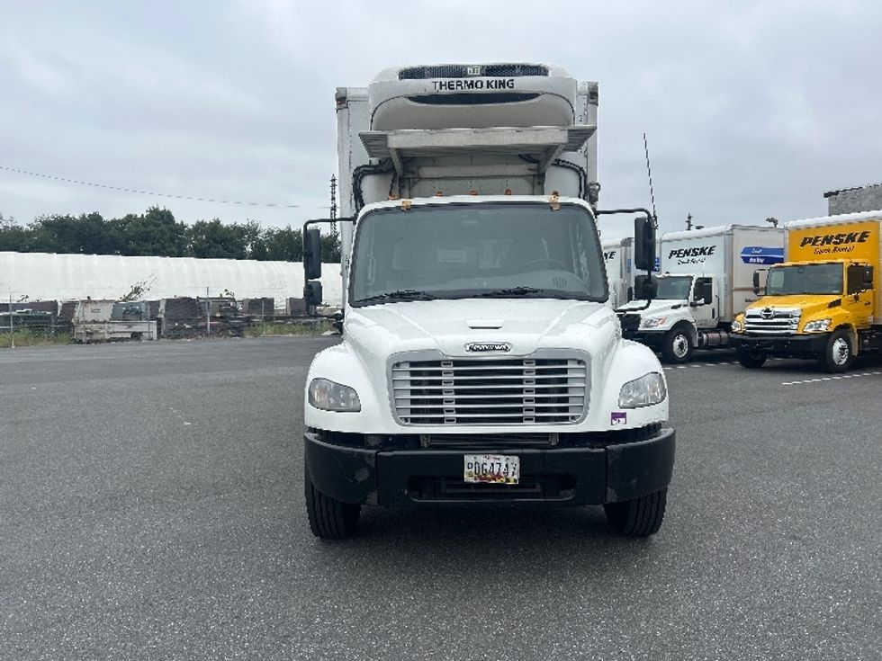 Refrigerated Truck-Light and Medium Duty Trucks-Freightliner-2019-M2-Philadelphia-PA-179,265\n\t\tmiles-$ 55,750 - Image 2