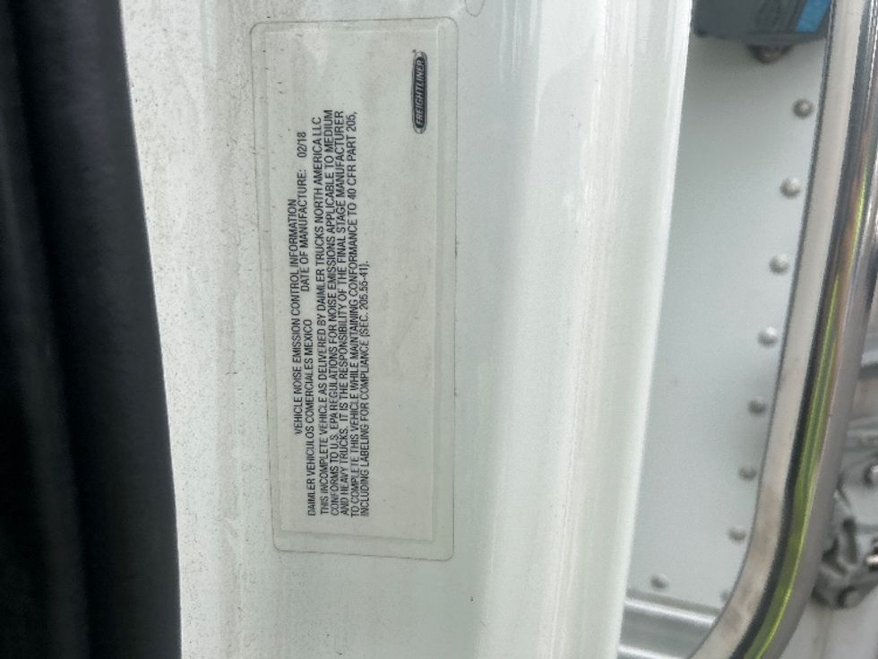 Refrigerated Truck-Light and Medium Duty Trucks-Freightliner-2019-M2-Philadelphia-PA-179,265\n\t\tmiles-$ 55,750 - Image 25