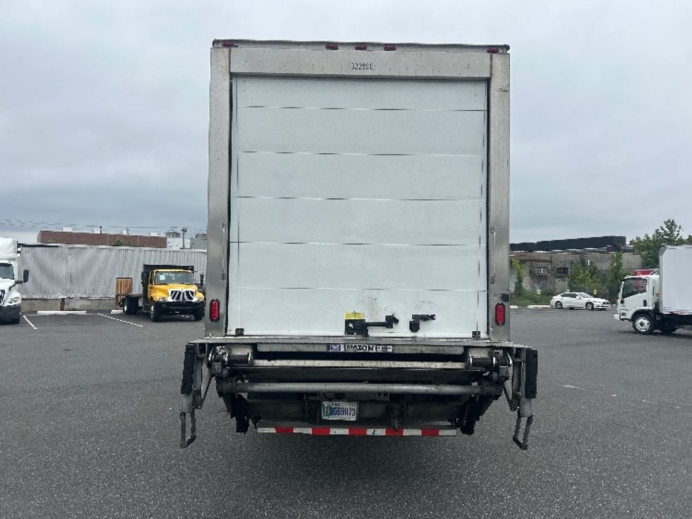 Refrigerated Truck-Light and Medium Duty Trucks-Freightliner-2019-M2-Philadelphia-PA-179,265\n\t\tmiles-$ 55,750 - Image 7