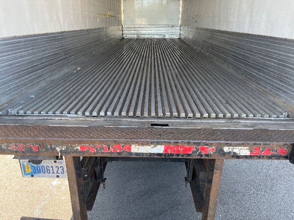 Refrigerated Truck-Light and Medium Duty Trucks-Freightliner-2019-M2-Philadelphia-PA-293,489\n\t\tmiles-$ 25,000 - Image 10
