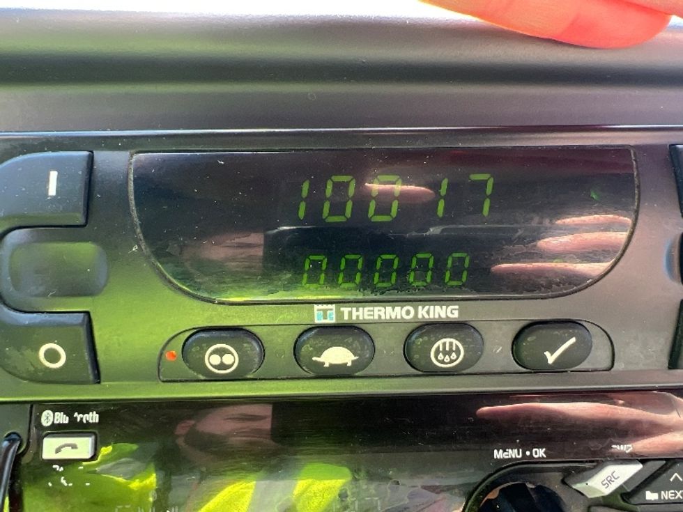 Refrigerated Truck-Light and Medium Duty Trucks-Freightliner-2019-M2-Philadelphia-PA-293,489\n\t\tmiles-$ 25,000 - Image 23