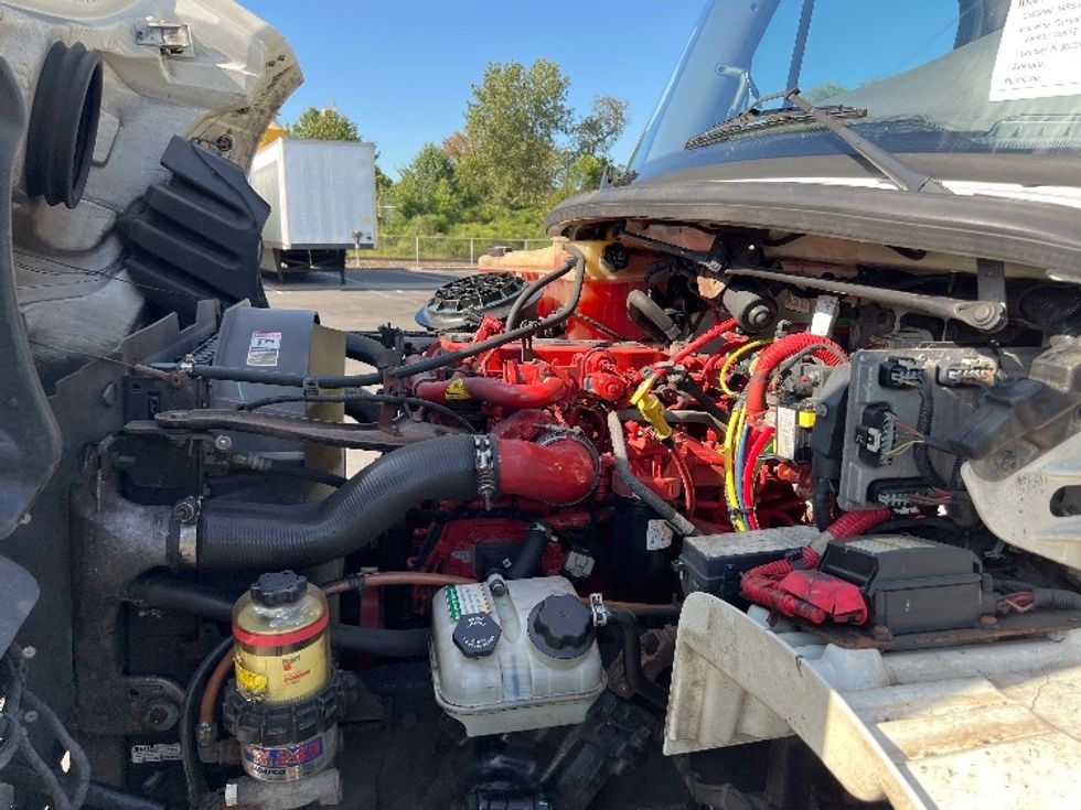 Refrigerated Truck-Light and Medium Duty Trucks-Freightliner-2019-M2-Philadelphia-PA-293,489\n\t\tmiles-$ 25,000 - Image 24