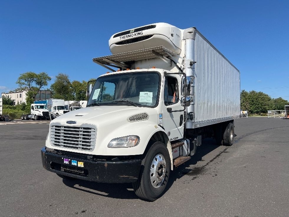 Refrigerated Truck-Light and Medium Duty Trucks-Freightliner-2019-M2-Philadelphia-PA-293,489\n\t\tmiles-$ 25,000 - Image 3