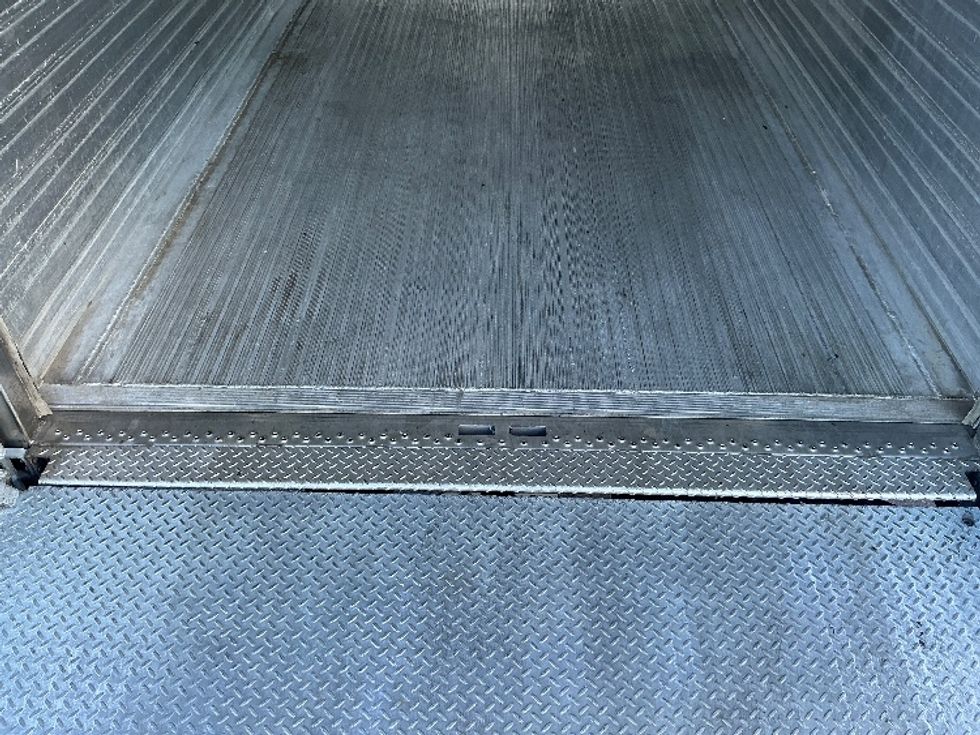 Refrigerated Truck-Light and Medium Duty Trucks-Freightliner-2019-M2-Phoenix-AZ-175,140\n\t\tmiles-$ 49,500 - Image 10