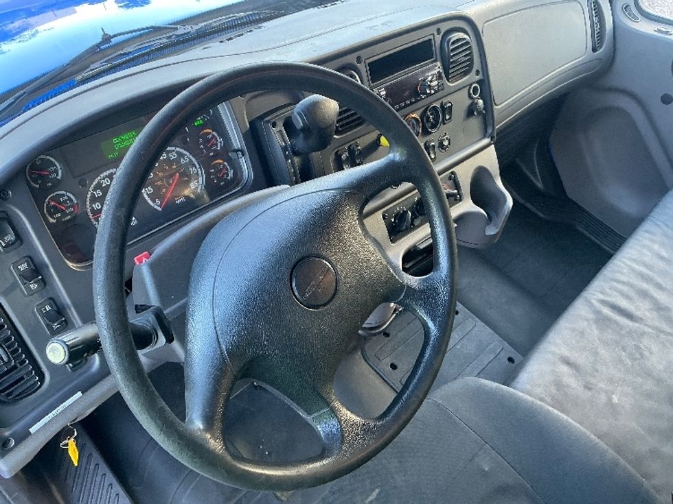 Refrigerated Truck-Light and Medium Duty Trucks-Freightliner-2019-M2-Phoenix-AZ-175,140\n\t\tmiles-$ 49,500 - Image 18