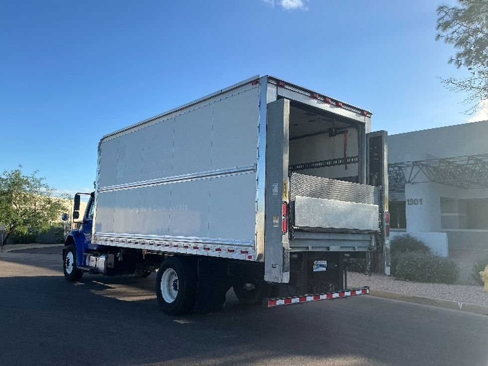 Refrigerated Truck-Light and Medium Duty Trucks-Freightliner-2019-M2-Phoenix-AZ-175,140\n\t\tmiles-$ 49,500 - Image 6